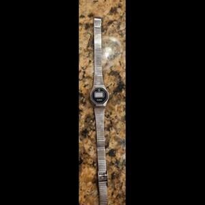 vintage‎ armitron lcd watch